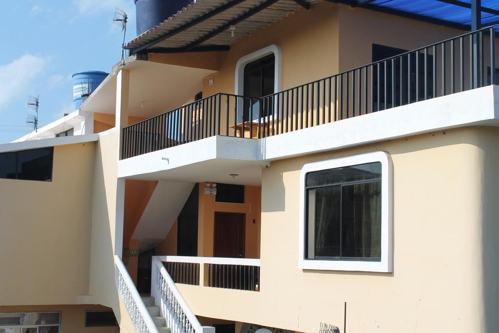 מלון פוארטו בקריסו מורנו Dolphin House מראה חיצוני תמונה